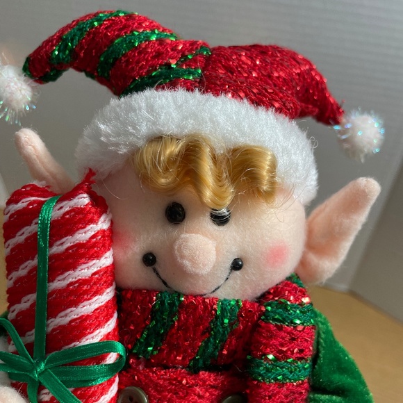 Christmas Elf Mantle Shelf Sitter Posable Legs Sequined Sparkle Adorable Face - Picture 4 of 9